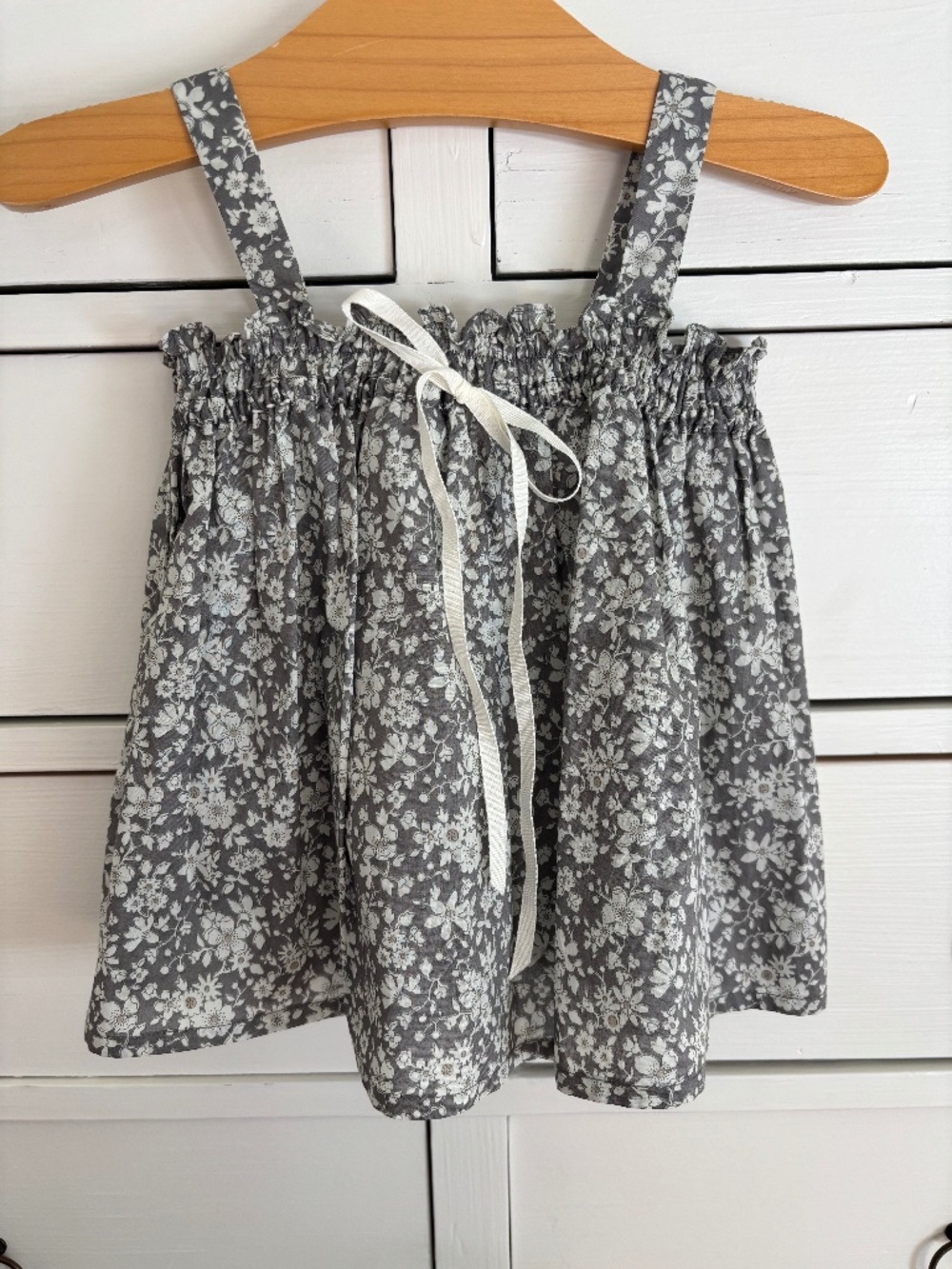 Bonpoint gray floral blouse 3yr NWT